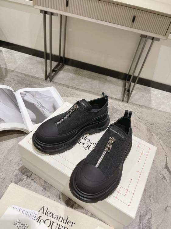Picture of Alexander McQueen Shoes _SKUAlexanderMcQueensz35-45hnm0103163